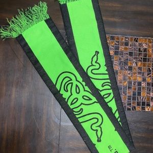 RAZER Scarf